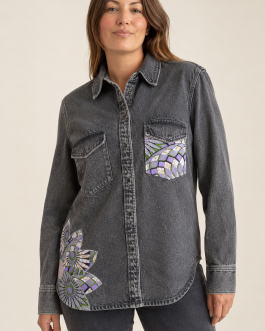 Chemise en jean gris customisée en wax – Taille L