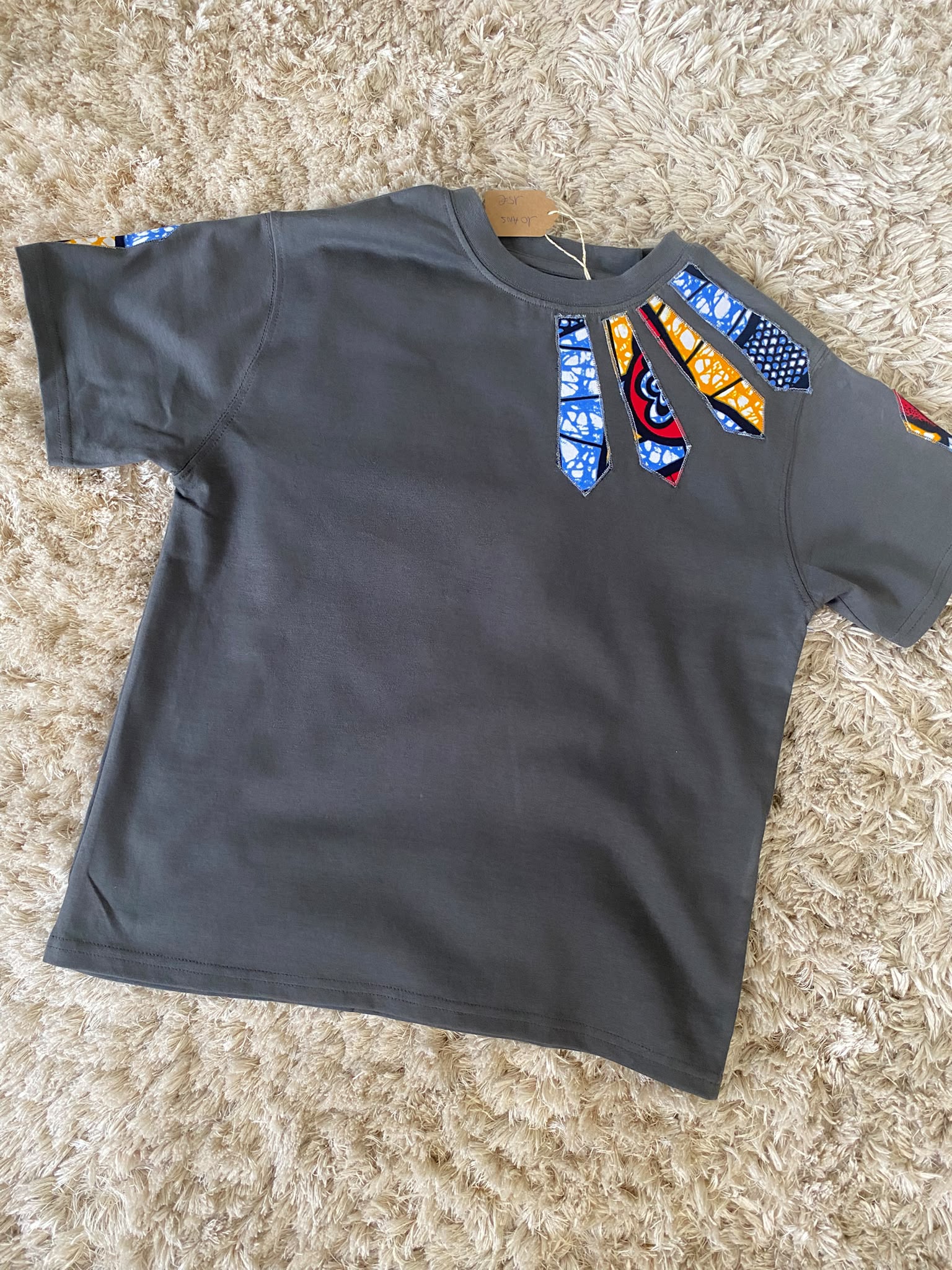 T-shirt enfant gris personnalisé – Taille 10 ans – Image 2