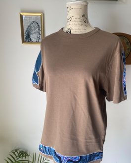 T-shirt taupe customisé wax & jean – Taille M