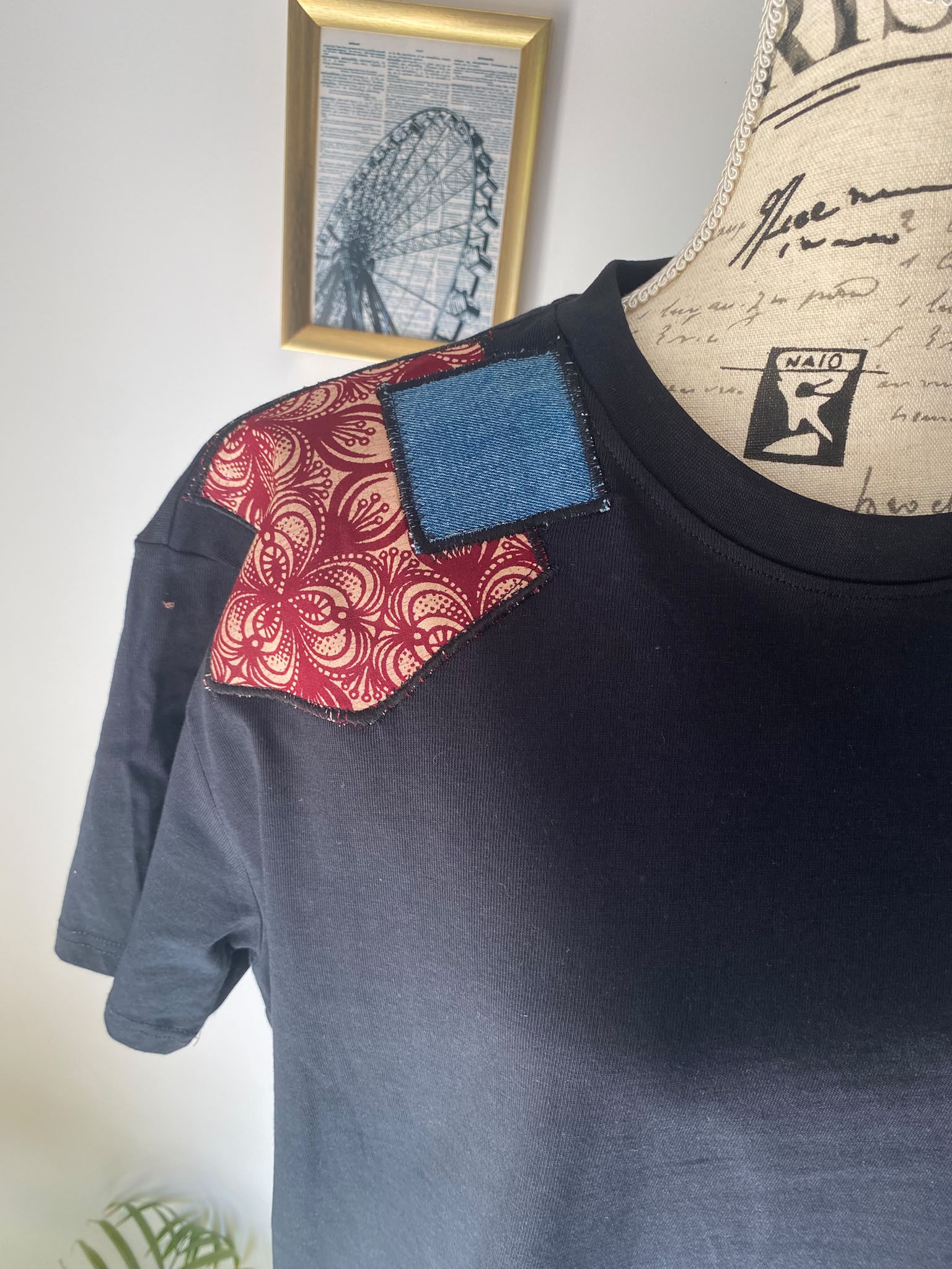 T-shirt noir oversize customisé wax & jean – Taille S – Image 3