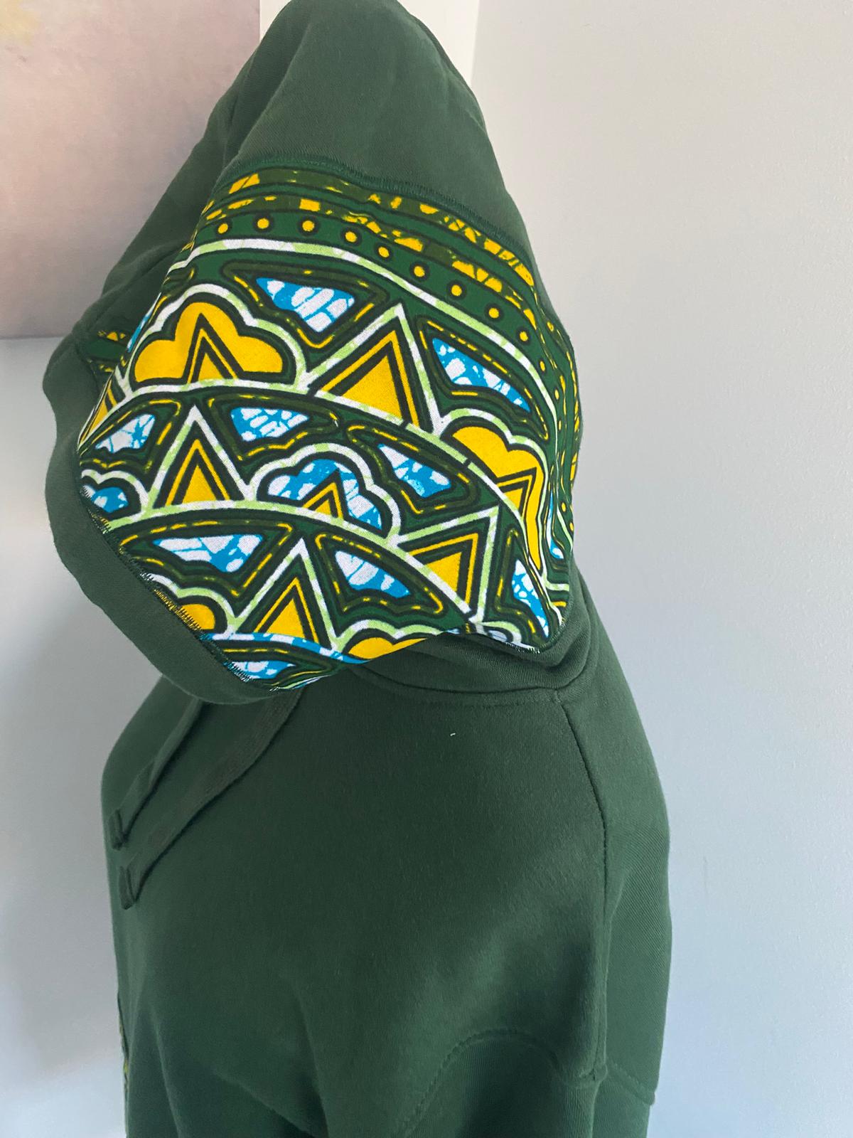 Sweat à capuche vert customisé en wax - taille M – Image 5